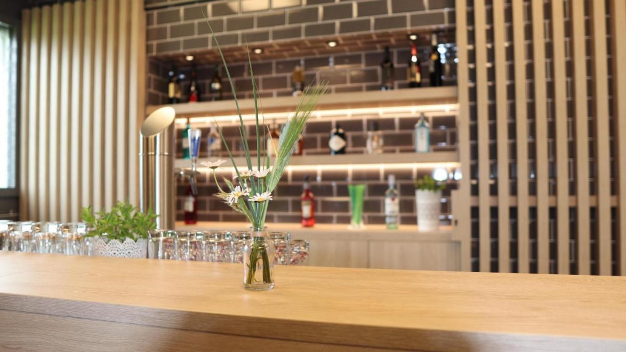 Holiday Inn Express Luzern-Neuenkirch By Ihg Rothenburg Bagian luar foto