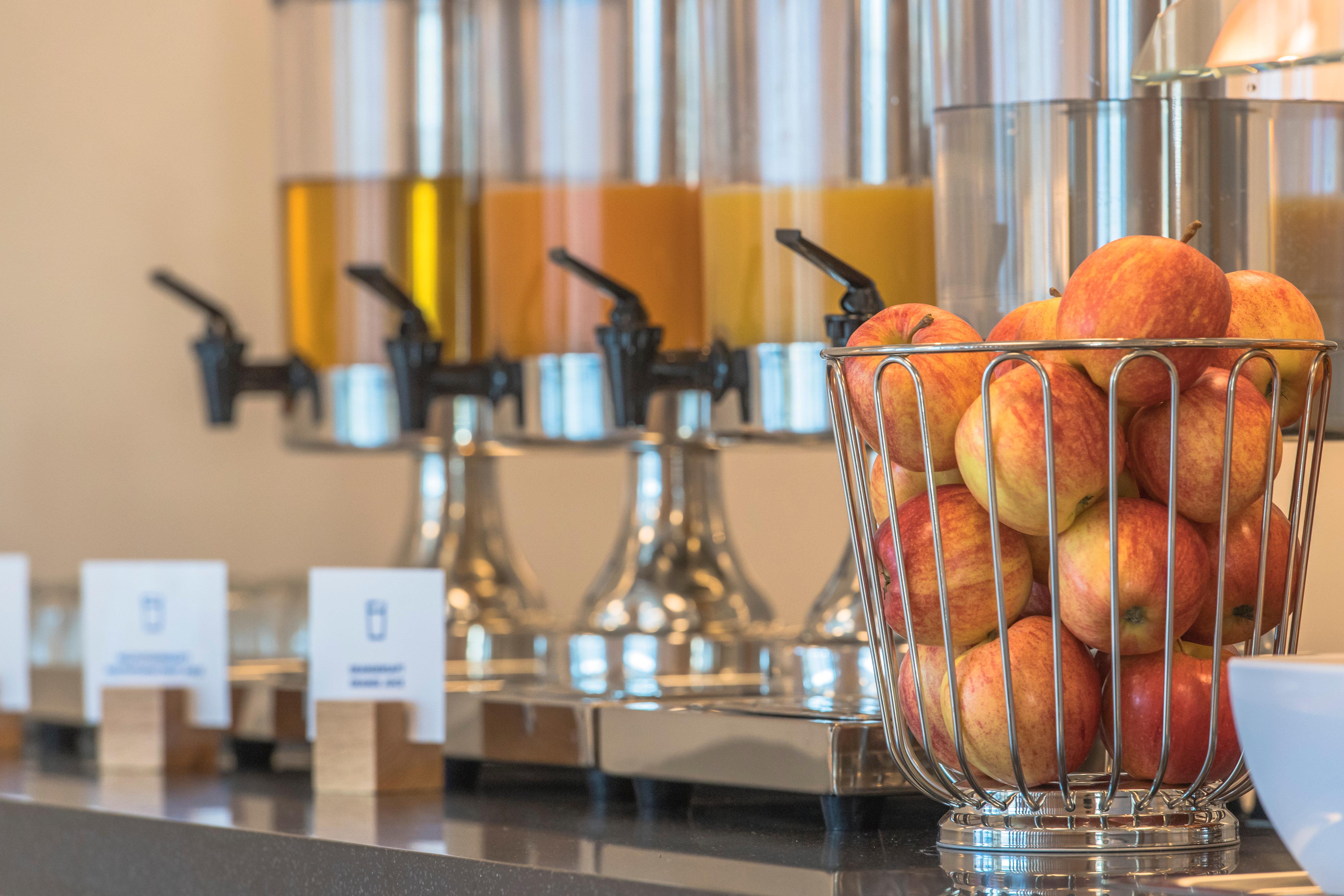 Holiday Inn Express Luzern-Neuenkirch By Ihg Rothenburg Bagian luar foto