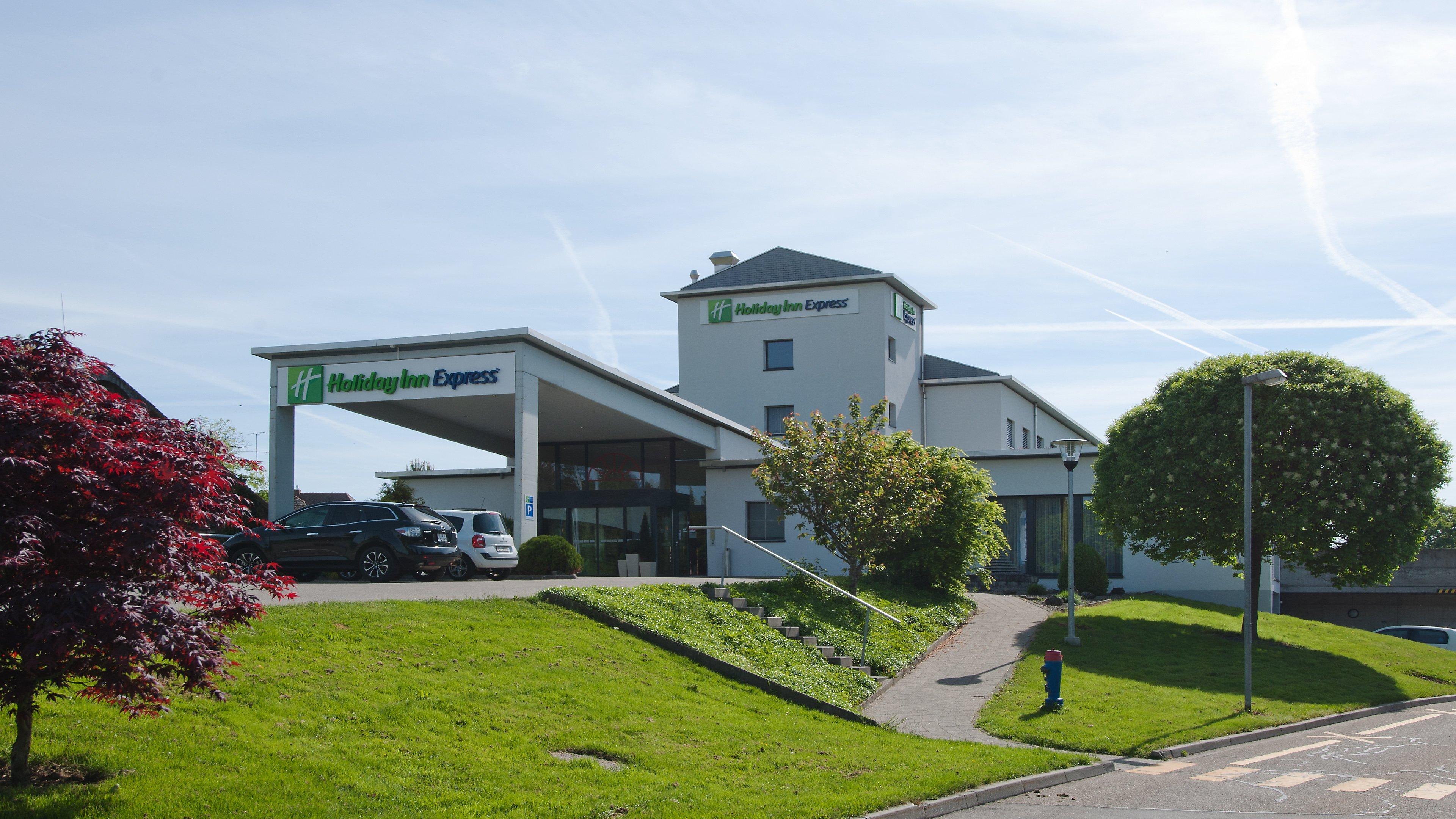 Holiday Inn Express Luzern-Neuenkirch By Ihg Rothenburg Bagian luar foto