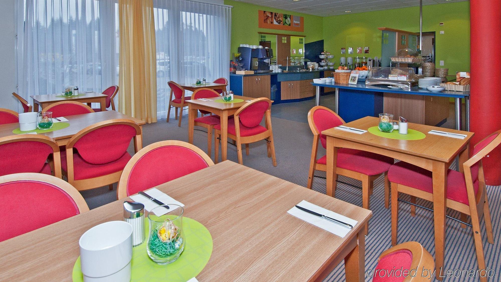 Holiday Inn Express Luzern-Neuenkirch By Ihg Rothenburg Bagian luar foto