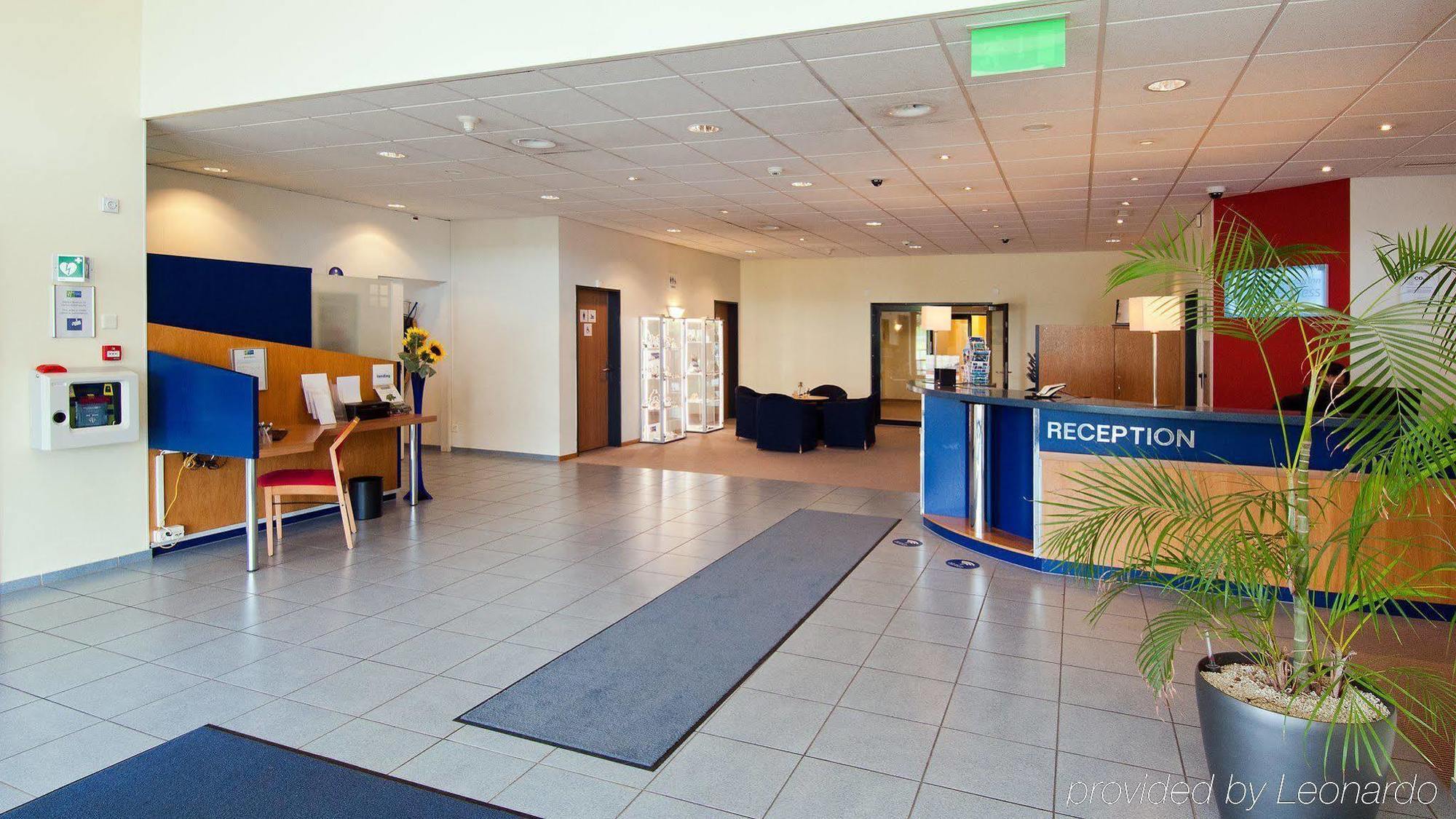 Holiday Inn Express Luzern-Neuenkirch By Ihg Rothenburg Bagian luar foto