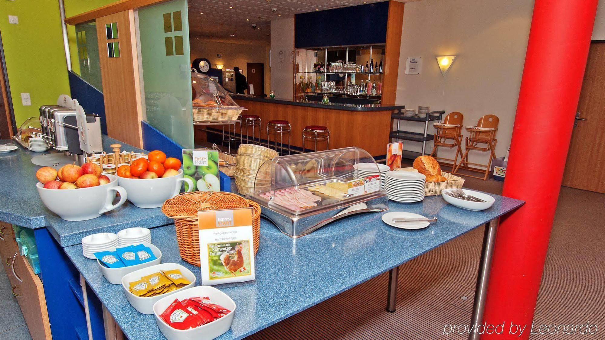 Holiday Inn Express Luzern-Neuenkirch By Ihg Rothenburg Bagian luar foto