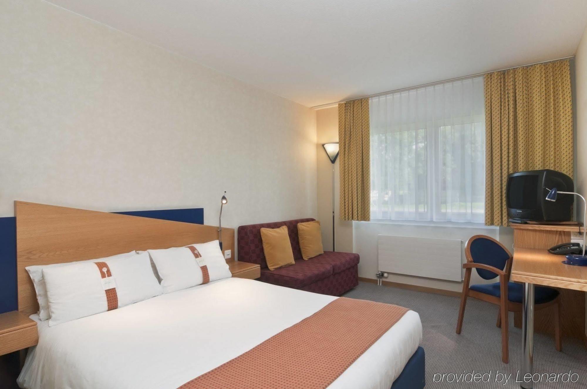 Holiday Inn Express Luzern-Neuenkirch By Ihg Rothenburg Bagian luar foto